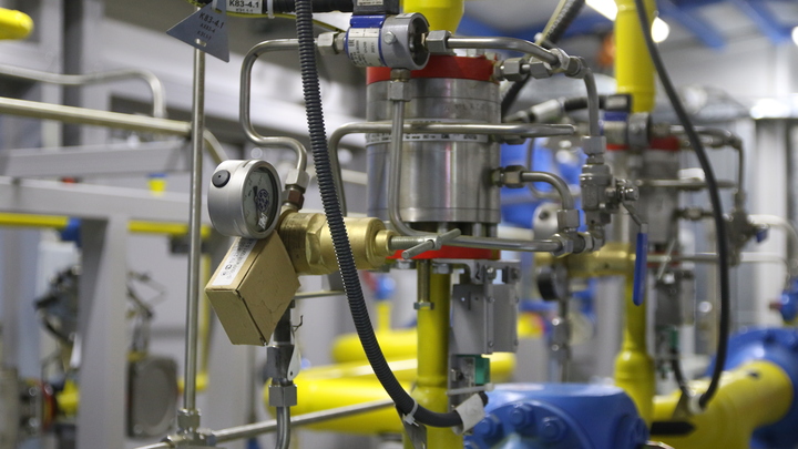 Взрыв на трубопроводе в 20 км от Луганска. Что известно к этому часу