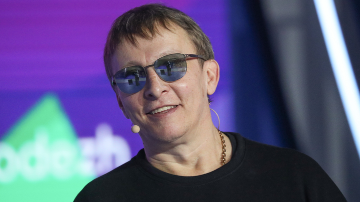 Встанешь около стенки и вот-вот сознание потеряешь: Охлобыстин рассказал, как проходили съёмки Интернов