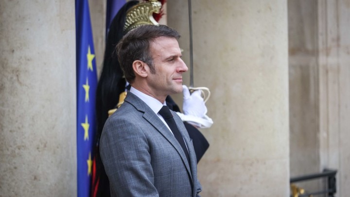 Пригласим Путина: Макрон назвал повод для визита президента России во Францию