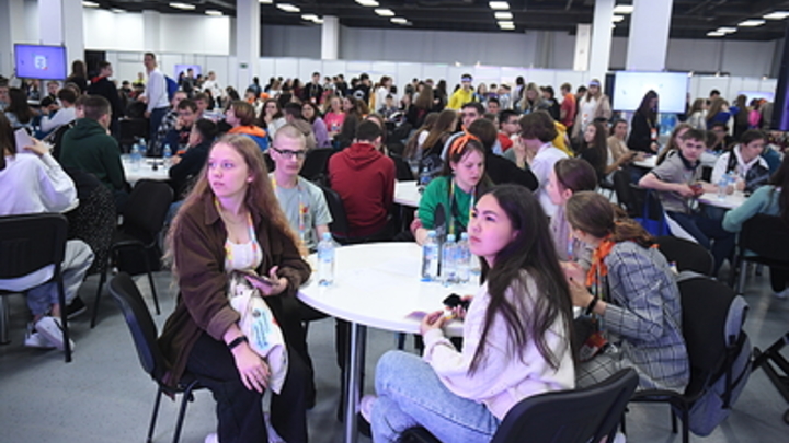 Студенческие отряды России приглашают молодых людей принять участие в разборе завалов на Донбассе