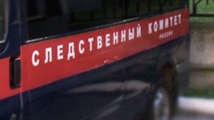 В деревянном доме в Архангельске нашли тело мужчины: он погиб из-за сигареты