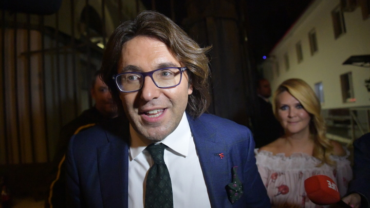 Отец умер после передачи, бабушка исчезла: Героиня ток-шоу обвинила Малахова в семейной трагедии