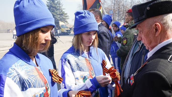 В Кузбассе планируют раздать более 600 000 георгиевских ленточек