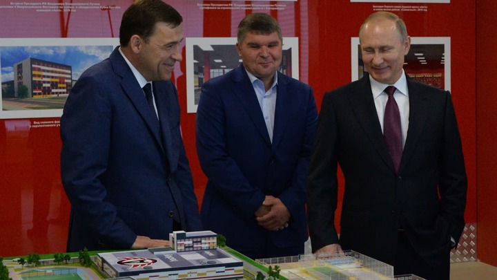 Евгений Куйвашев выделил дополнительные деньги на благоустройство в Михайловске и Каменске-Уральском