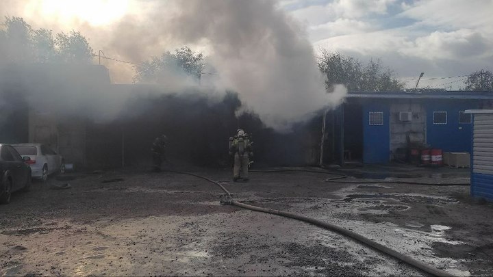 При взрыве в промзоне Челябинска пострадали четыре человека: подробности