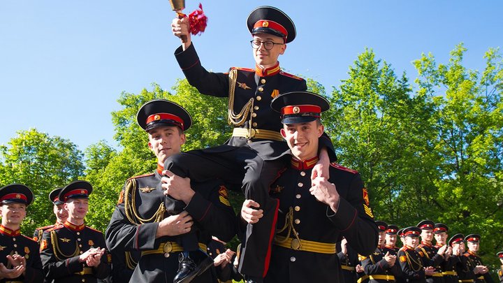Последний звонок в Нижегородской области рекомендовано перенести на 24 мая