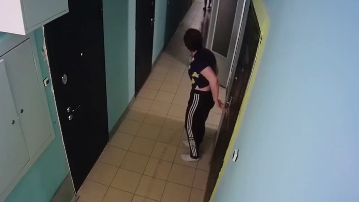 Жители многоэтажки в Новосибирске бьют друг друга и жалуются в полицию