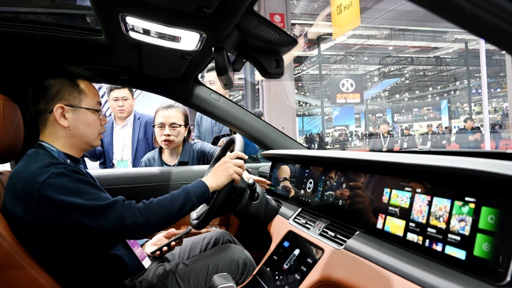 Запредельный уровень излучения - выше в 8 раз: Учёные обнаружили потенциальную опасность китайских гибридных автомобилей