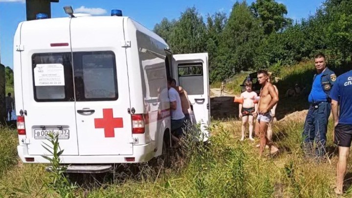 В Шуе реанимировали утонувшего мужчину