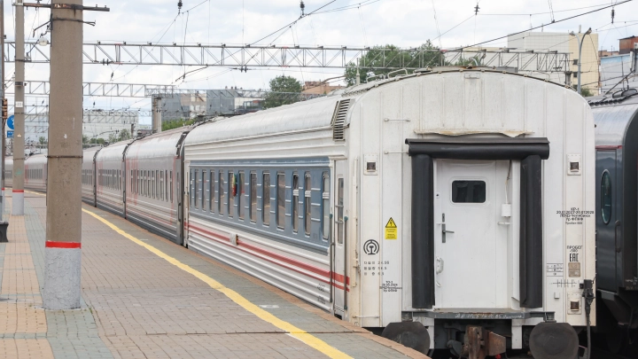 Неизвестно что в упаковке: прокуратура нашла странную еду для путешественников на вокзалах