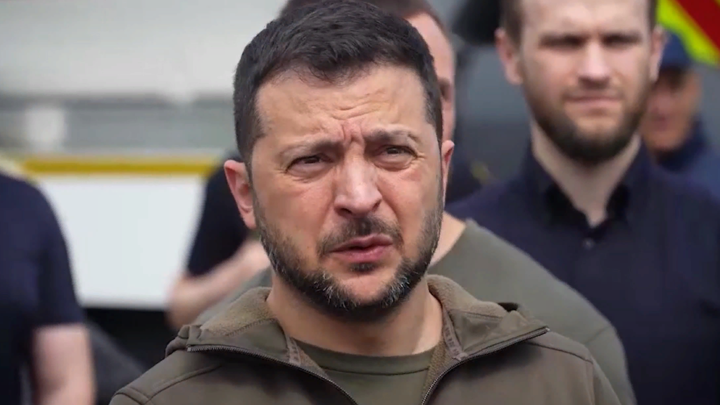 Зеленскому придётся пожертвовать принципами ради НАТО: Разговора с Россией не избежать - WSJ