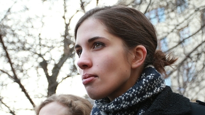 Участница Pussy Riot снова устроила провокацию с храмом Христа Спасителя