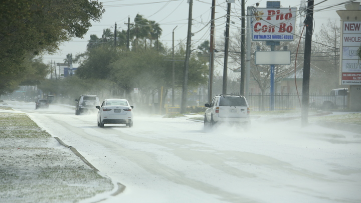 Трескучие морозы, очереди за продуктами и десятки погибших: В США ледяной апокалипсис