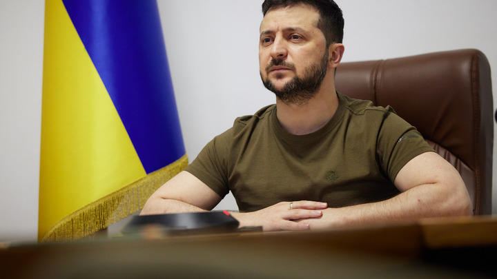 Экс-депутат Рады рассказал, для чего Зеленскому нужны ожесточенные бои и большое количество жертв