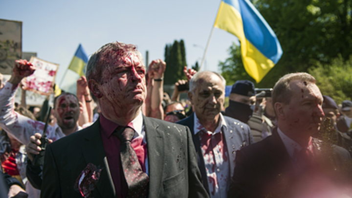 Железная выдержка!: Ответ посла на провокацию в Варшаве восхитил русских