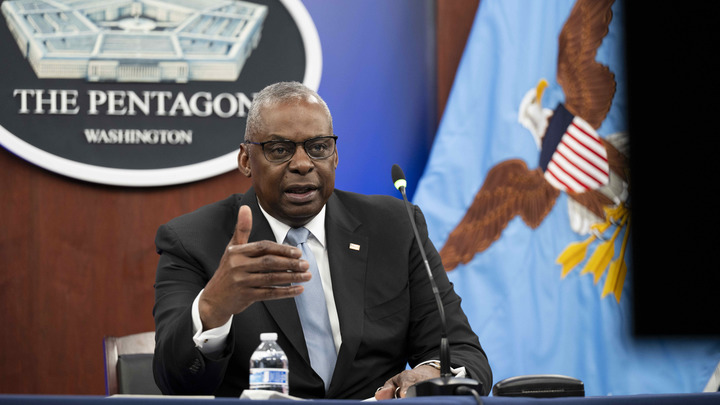 Есть ряд вариантов: Остин назвал предлог для расширения поддержки Украины