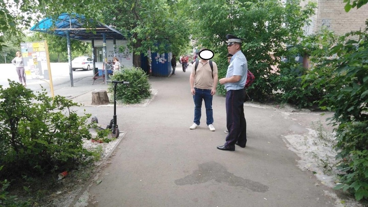 В двух авариях с самокатами в Челябинске пострадали девушка и ребенок