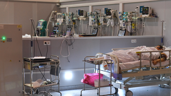 На Кубани впервые с начала пандемии число заболевших ковидом достигло 2,3 тысяч