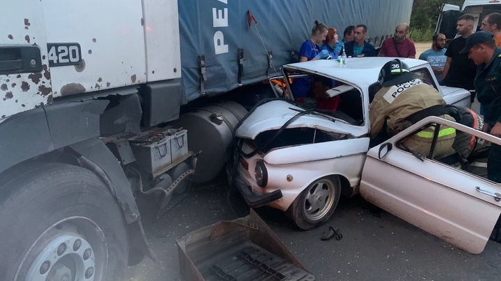 Водитель автомобиля, в котором зажало троих детей в Копейске, был без прав и пьяный