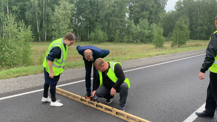 Не по ГОСТу: новую дорогу в Челябинской области назвали опасной