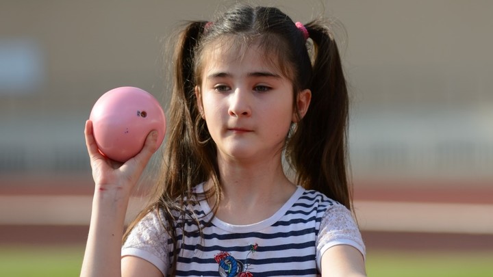 Потерявшей зрение девочке из Майкопа помогли после ее обращения на Прямую линию Владимира Путина