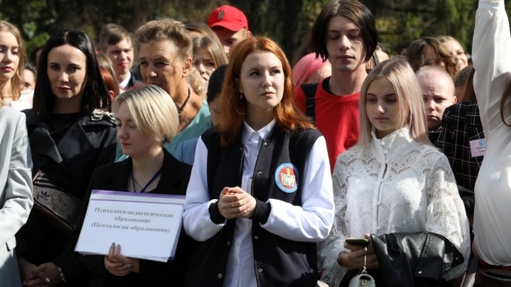 Губернатор Шумков четко сказал преподавателям КГУ, что важнее образования