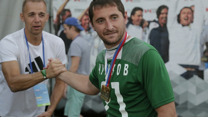 Крылья Советов пропустили два мяча от вратаря команды соперников