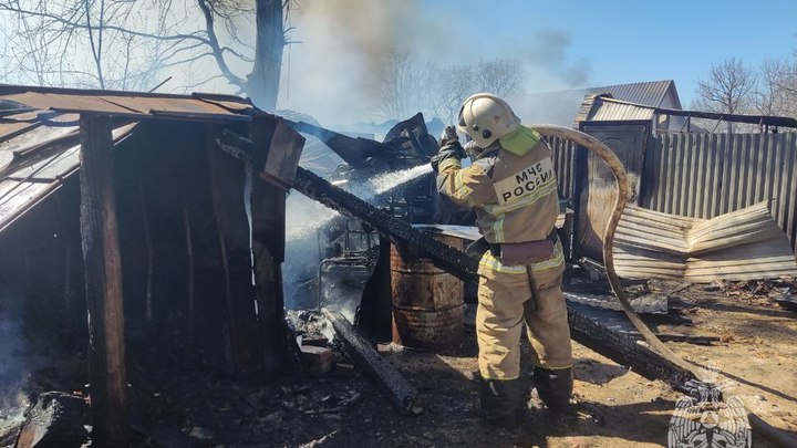 В Кировском районе Самары произошел пожар повышенной сложности