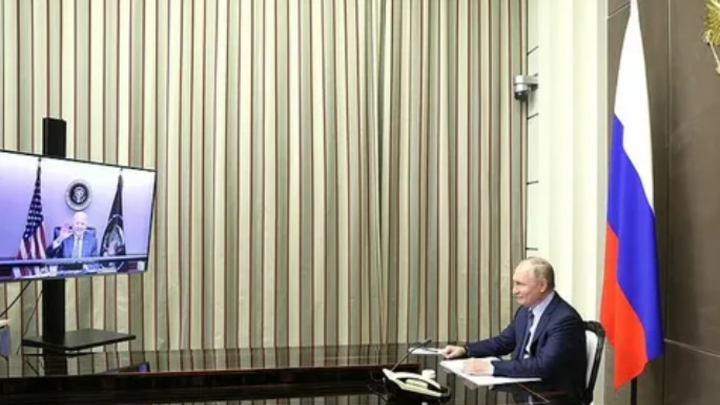 Американцы вынуждены были смотреть встречу Путина и Байдена по России 24