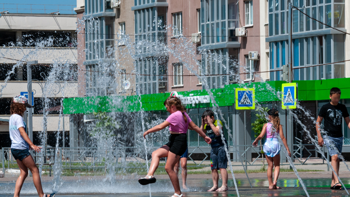 Врач диетолог-нутрициолог рассказал о полезной в жару еде