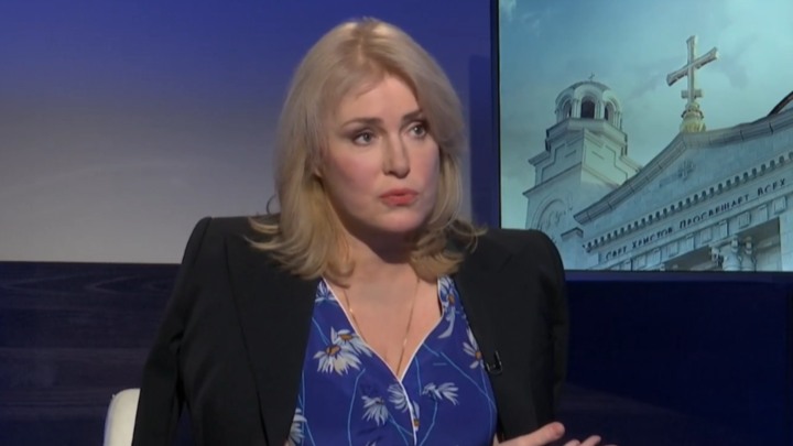 У церкви с детьми встану: Шукшина отказалась уподобляться Меладзе