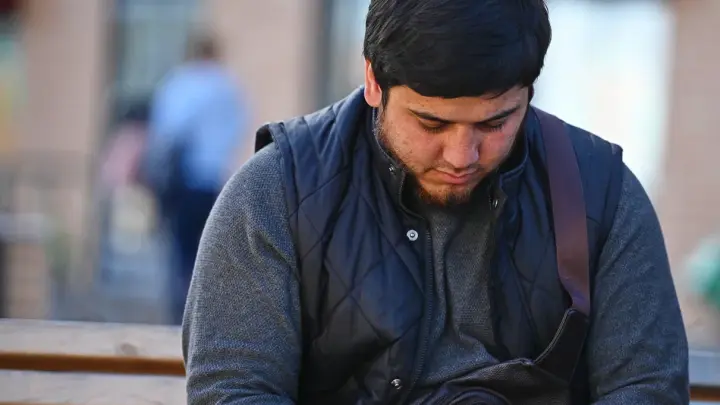 Мигрант из Таджикистана искал русских невест для земляков на сайтах знакомств