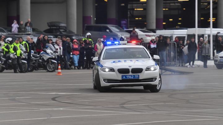 Таксист протаранил автомобиль ГИБДД под Новосибирском