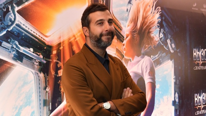 Иван Ургант получал зарплату на Первом канале и после закрытия шоу - источник