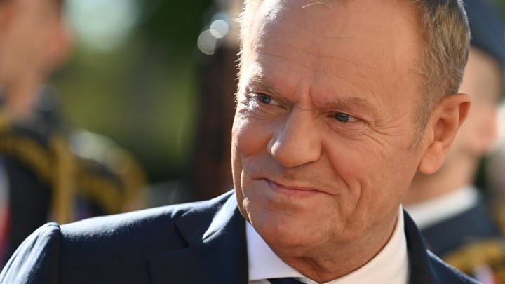 Польша начала возведение обороны на границе с Россией. Туск показал первое фото