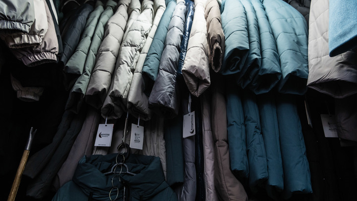 Русские туристы пытались провезти из Стамбула 120 кг брендовой одежды