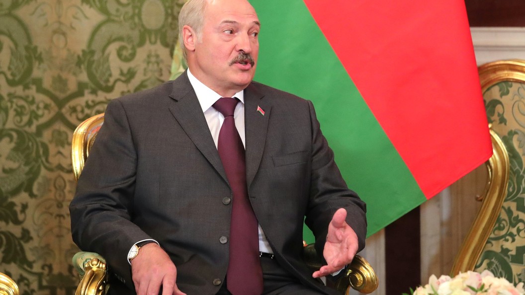 Лукашенко подсчитал, скольких в стране еще можно заставить работать Лукашенко подсчитал, скольких в стране еще можно заставить работать