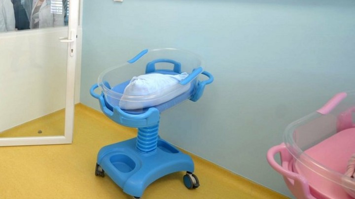 Двойняшки, рожденные с разницей в полтора месяца в Петербурге, попали в книгу рекордов