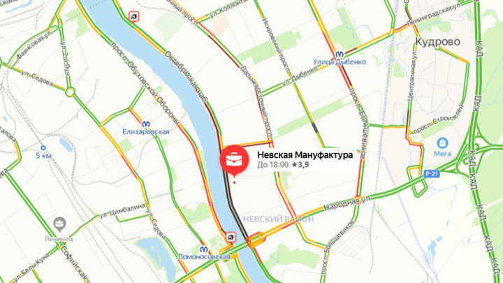 В Петербурге перекрыли Октябрьскую набережную из-за пожара на «Невской мануфактуре»