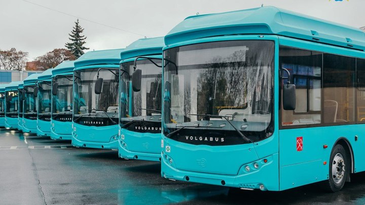 В Петербурге власти компенсируют до 60% затрат на проезд в общественном транспорте