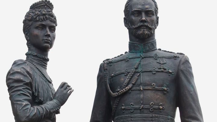 В Ростове-на-Дону на месте памятника Ленину хотят установить мемориал семье императора Николая II