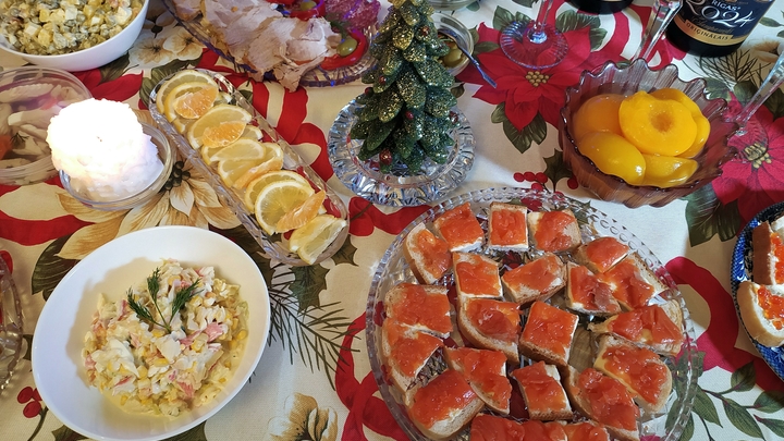 Диетолог рассказал, как похудеть вопреки новогодним праздникам