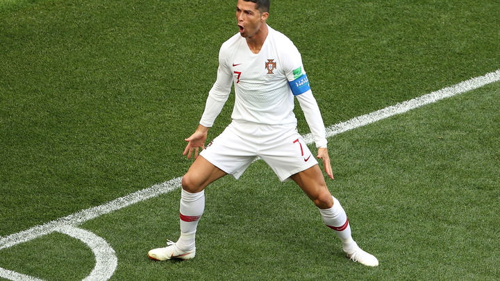 Роналду самовольно покинул футбольное поле во время игры с Тоттенхэмом