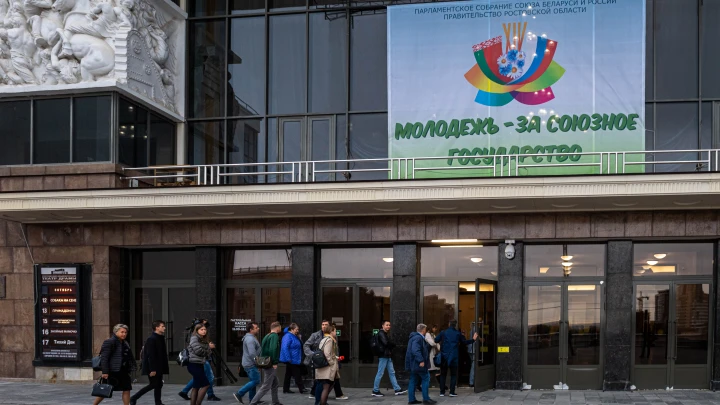 Светодиодные кулисы за 20 млн рублей закупят для театра имени Максима Горького