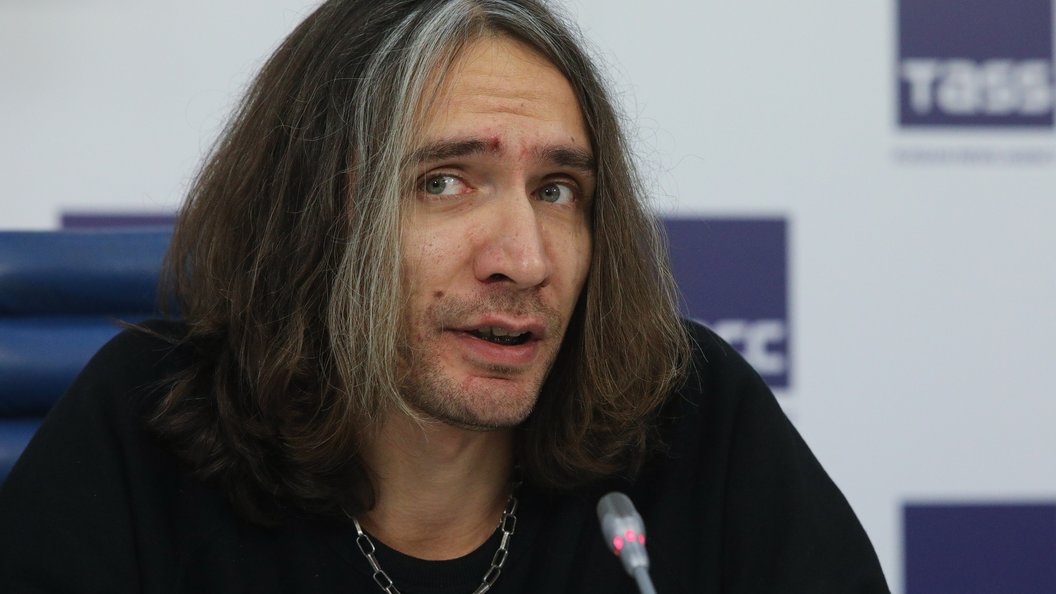 Сын Виктора Цоя раскритиковал фильм "Лето" о знаменитом отце и Майке Науменко - 