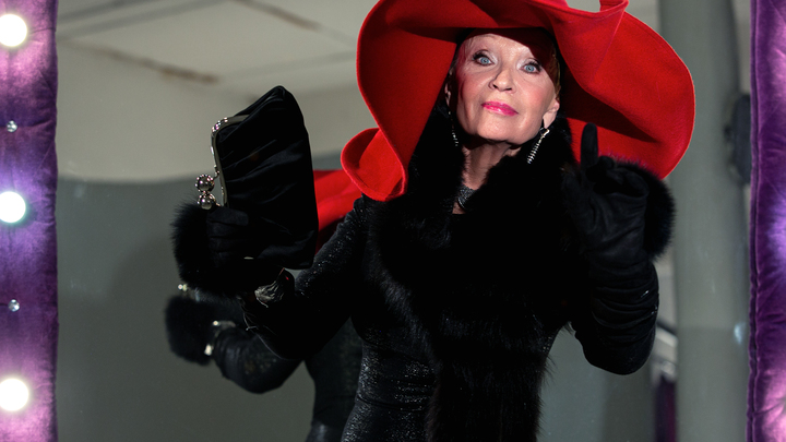 Звезда «Бриллиантовой руки» Светлана Светличная напала на медсестру