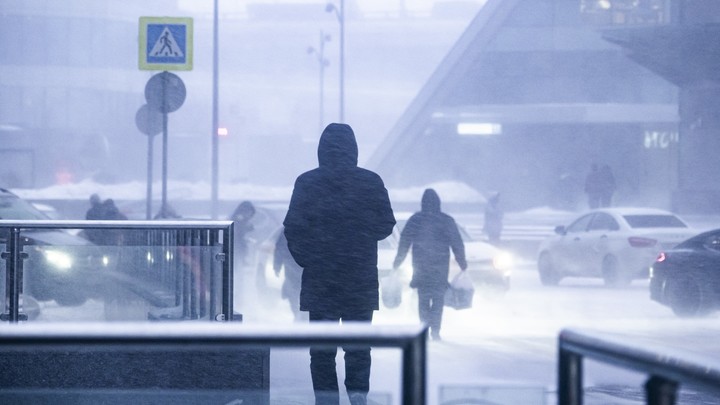 Службы городского хозяйства перевели на усиленный режим из-за снегопада
