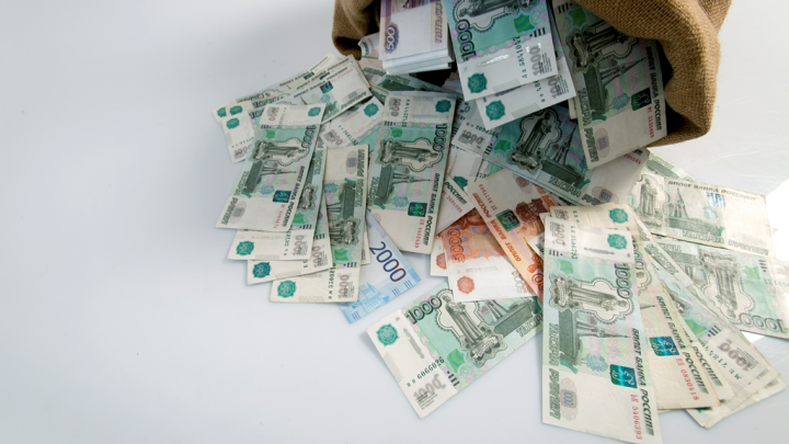 Долгов на сотни миллионов: Осуждённый за взятки бывший замглавы ФСИН не платил штрафы ущерб