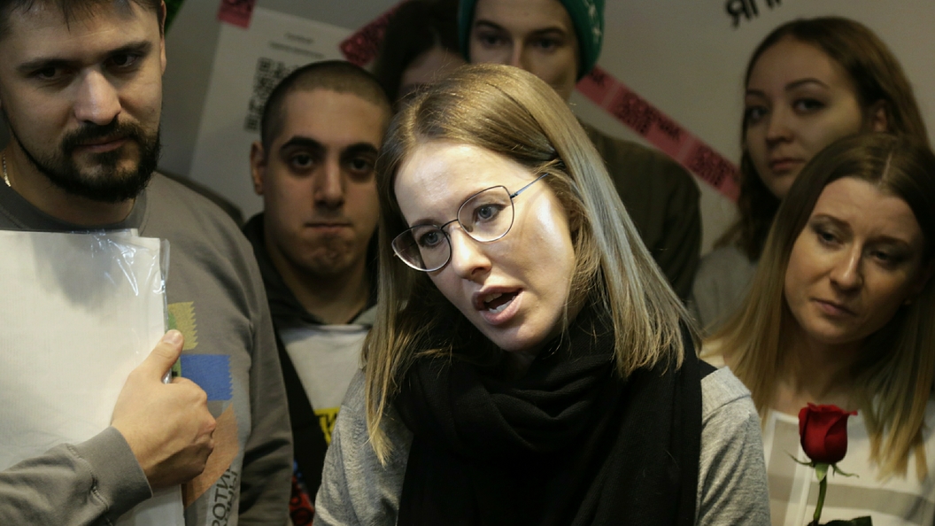 Мастер-класс от Ксении Собчак: Как беззащитно плакать и агрессивно материться одновременно Мастер-класс от Ксении Собчак: Как беззащитно плакать и агрессивно материться одновременно