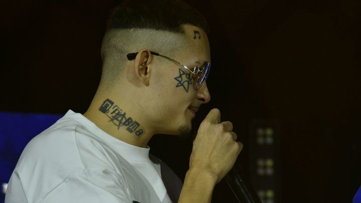 Готов на всё: Моргенштерн* хочет жениться, чтобы вернуться в Россию